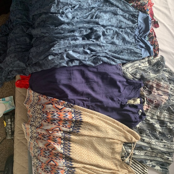 Clothing bundle! - Picture 4 of 16